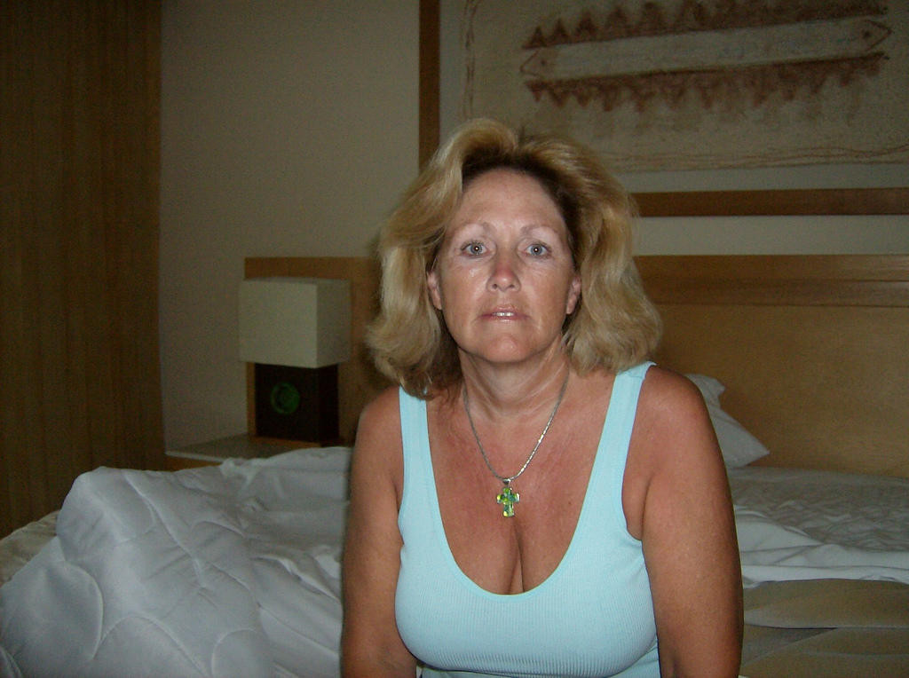 Photo de Christine_48, 54 ans, femme mature à Cergy