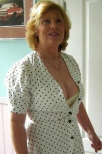 Photo de SexySandrine92, 54 ans, femme mature