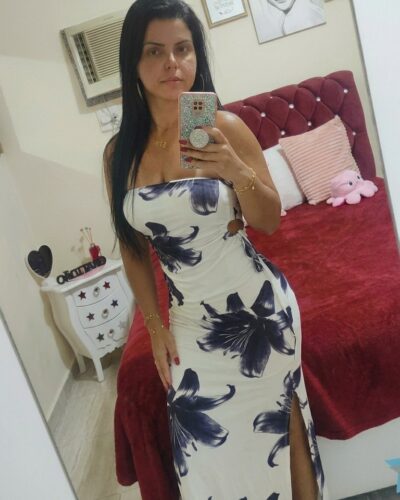 Photo de LolitaLover, 45 ans, femme mature à Bayonne